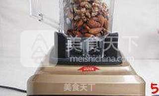 【杏仁核桃酱】--- 研磨一份美容、益智的酱料的做法步骤:5