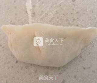 素三鲜水饺 韭菜鸡蛋虾仁水饺的做法步骤:9