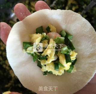 素三鲜水饺 韭菜鸡蛋虾仁水饺的做法步骤:8