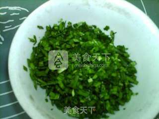 韭菜豆面玉米饼的做法步骤:2