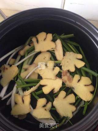 东坡肉的做法步骤:5