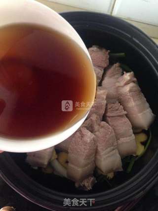 东坡肉的做法步骤：7