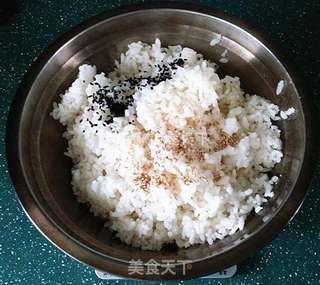 什锦火腿寿司的做法步骤:2