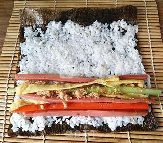 什锦火腿寿司的做法步骤:9
