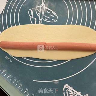 香肠花边大虾披萨的做法步骤:5