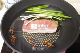 【回锅肉】就像走过平淡后的蓦然回首-不严肃做法的做法步骤：1