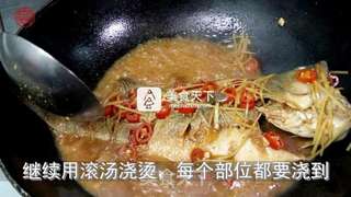 【湘乳烧鲈鱼】神厨让你目瞪口呆的做法步骤:6