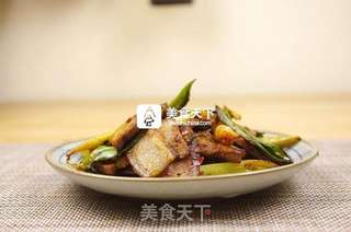 【回锅肉】就像走过平淡后的蓦然回首-不严肃做法的做法步骤：11