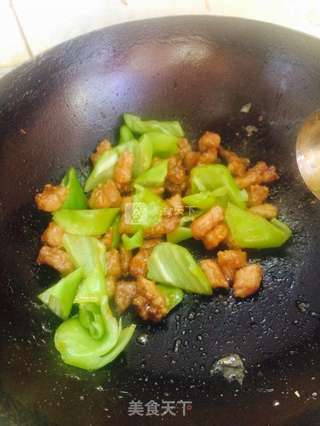 溜肉段的做法步骤:7