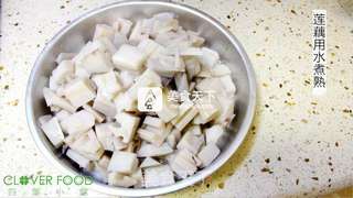 【四叶小馆】开胃莲藕的做法步骤:3