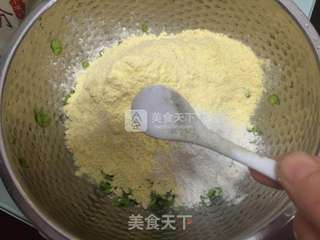 榆钱窝窝头的做法步骤:5