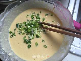 榆钱鸡蛋饼的做法步骤:4