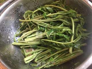 炸香椿鱼的做法步骤:3