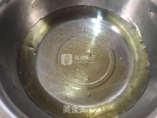 草莓慕斯蛋糕的做法步骤:2