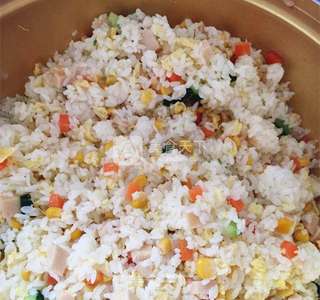 什锦炒饭 扬州炒饭的做法步骤:5