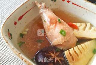 春笋腊肉汽锅鸡的做法步骤:7
