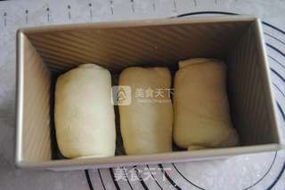 酸奶蜜豆土司的做法步骤:15