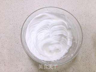 美人教你/8寸中空戚风蛋糕的做法步骤:8