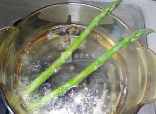 【黑胡椒烤猪排】的做法步骤:4