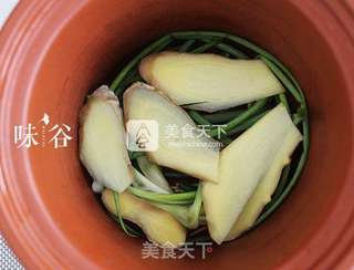 不用炒糖色的香嫩红烧肉的做法步骤:3