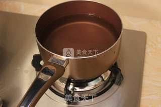 雪蛤桃胶银耳羹的做法步骤：2