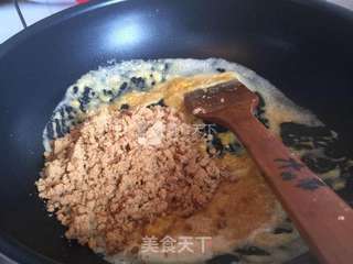 咸蛋黄肉松青团的做法步骤:6