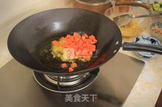 蛋炒饭的做法步骤：7