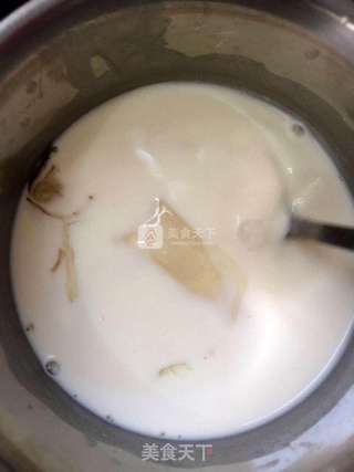 草莓牛奶生羊羹的做法步骤:5