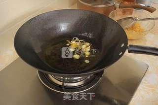 蛋炒饭的做法步骤：6