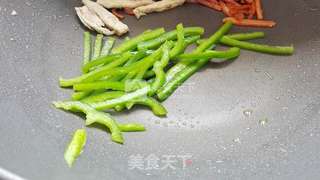 三丝炒乌冬的做法步骤:8