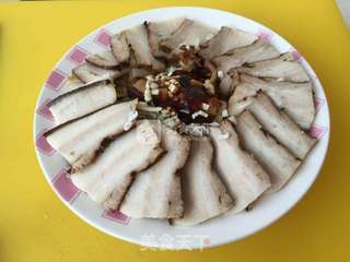 酸菜蒸扣肉的做法步骤:3