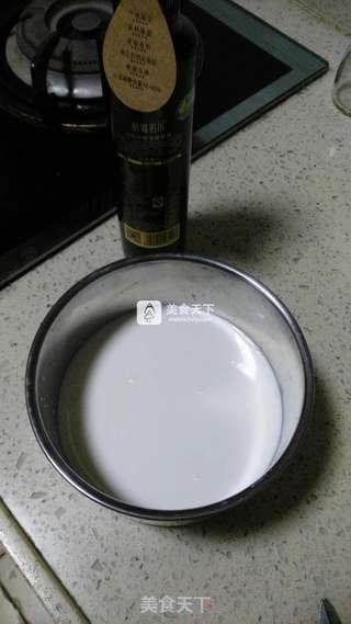 蓝莓枸杞酸奶的做法步骤：2