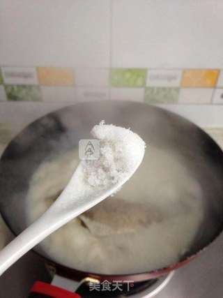 鲜鱼菠菜汤的做法步骤:7