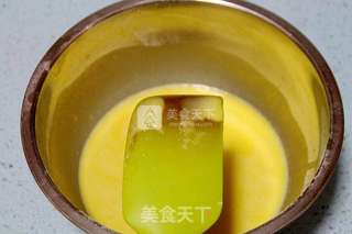 【菠萝戚风】的做法步骤:5