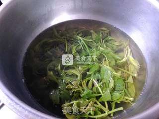 香椿炒鸡蛋的做法步骤:3