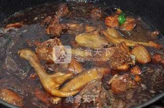 香菇春笋炖鸡块的做法步骤:9