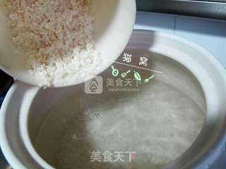 荠菜瘦肉粥的做法步骤:3