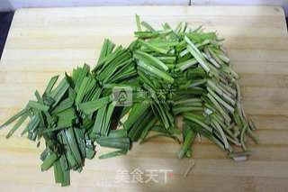 韭菜炒干豆腐的做法步骤:4