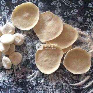 韭菜鸡蛋水饺的做法步骤:10