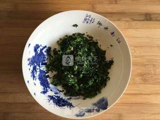 荠菜素馅蒸饺的做法步骤:3