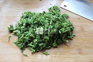 春天的礼物——香椿拌豆腐的做法步骤：7