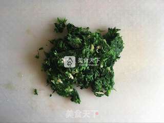 荠菜炒年糕的做法步骤:3