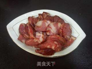 麻辣香肠炒韭菜的做法步骤:3