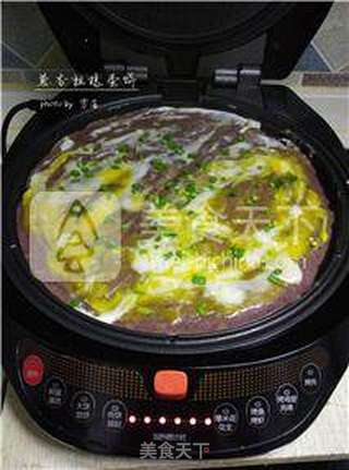 【即是小吃又是菜】葱香粗粮蛋饼的做法步骤:9
