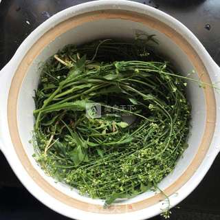 三月三~荠菜煮鸡蛋的做法步骤:4