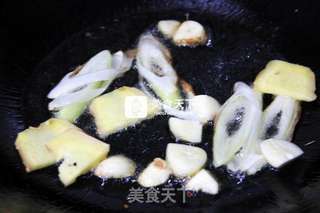 炎阳似火辣子鸡的做法步骤:11