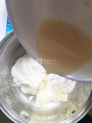 小蘑菇苏打饼干的做法步骤:4