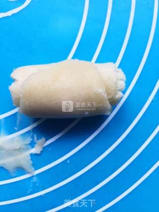 豆沙菊花酥的做法步骤:10