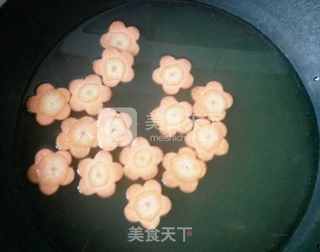 胡萝卜花蛋羹的做法步骤:4
