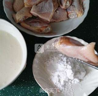 韩国炸粉鸡翅的做法步骤：6